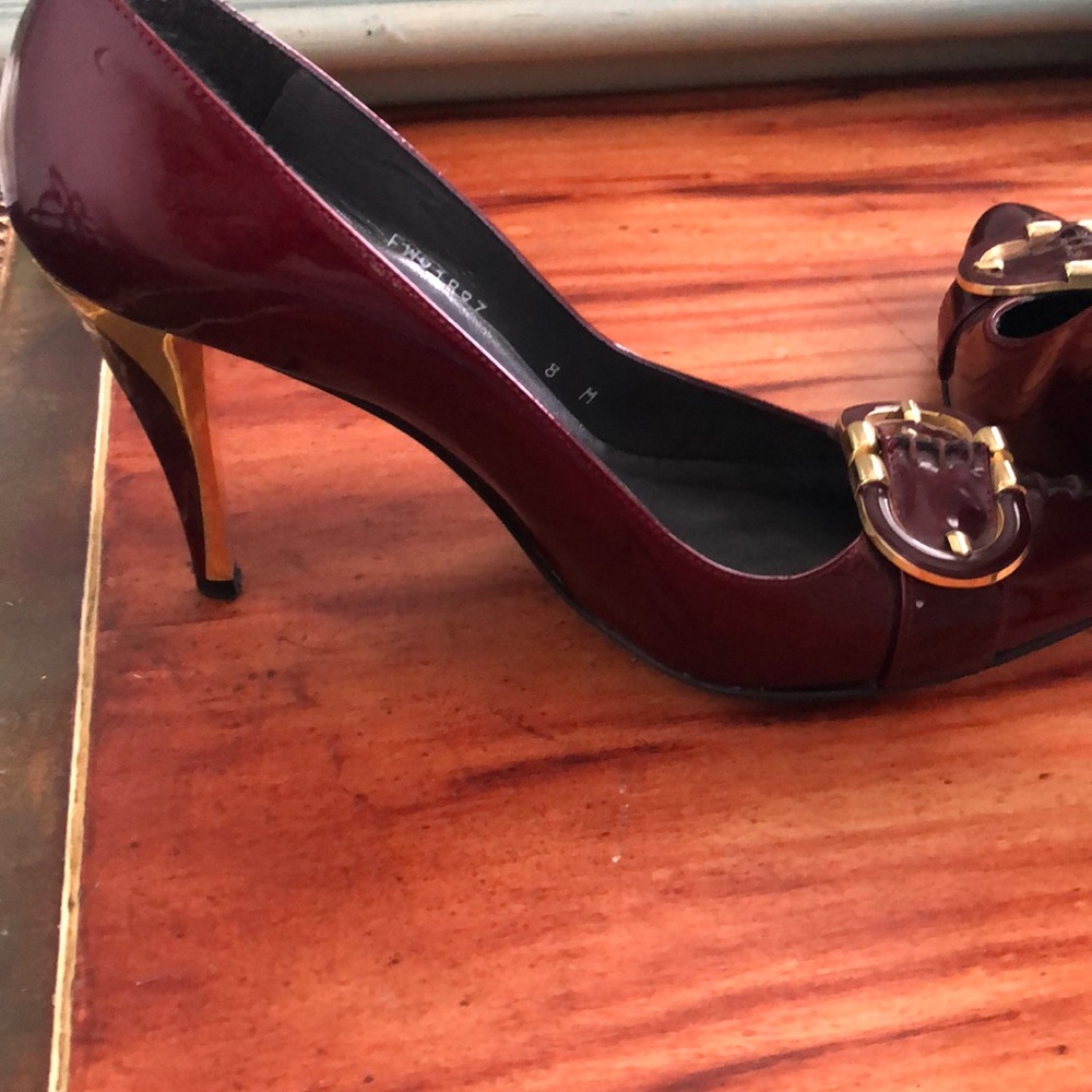 Ruby Red And Gold Stuart Weitzman Heels - image 4